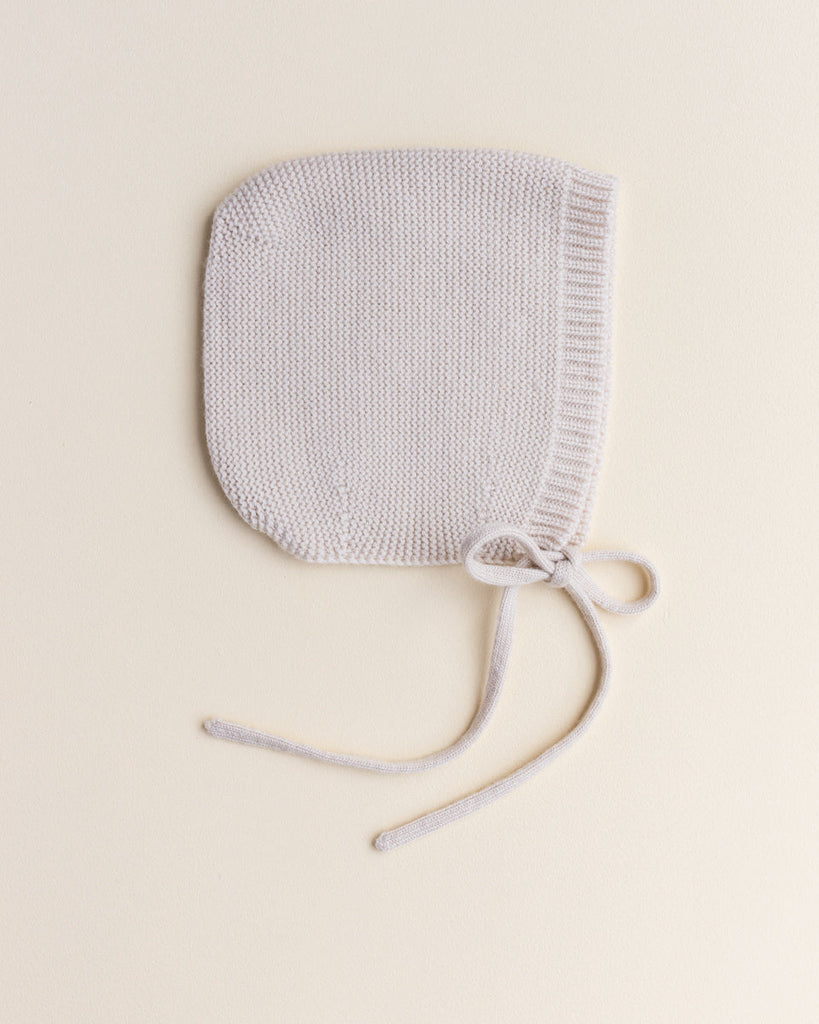 HOLIDAY CABLEKNIT BABY BONNET Faux Cables Baby Bonnet Knitting Pattern - First Size
